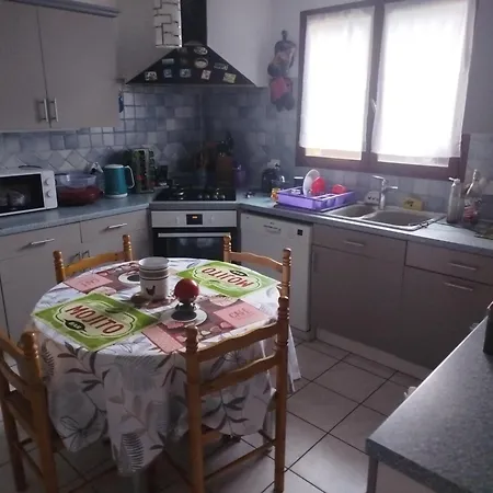Chambre dans maison avec parking-3