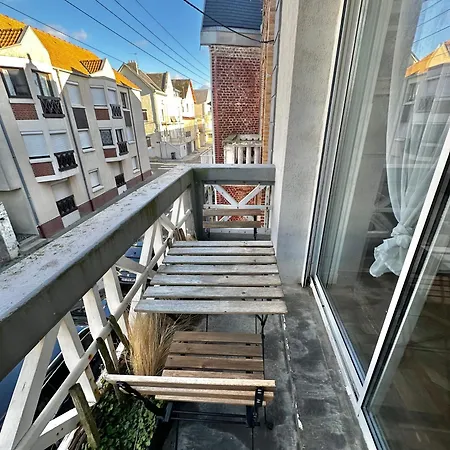 Studio 25 m2 à 100m de la plage-3