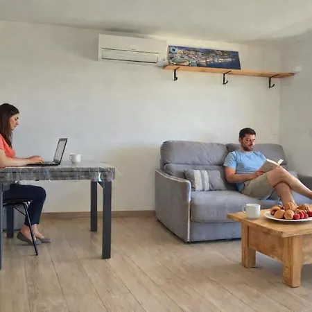 Les Embruns - Super Vue mer, refait à neuf avec parking privée à La Ciotat - BY AURAconciergerie-3