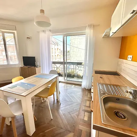 Studio 25 m2 à 100m de la plage-2