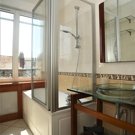 Les Pieds dans l'eau appartement vue mer-2