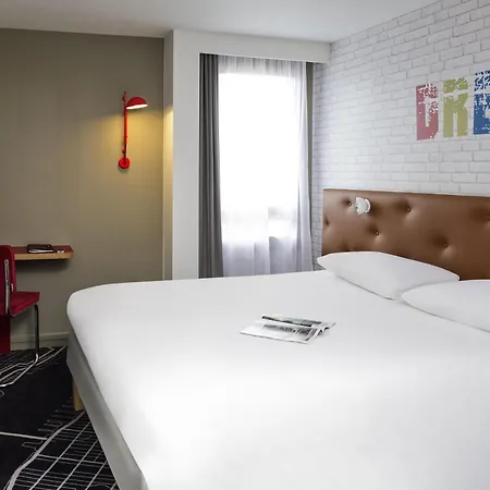 ibis Styles Chartres Métropole-3