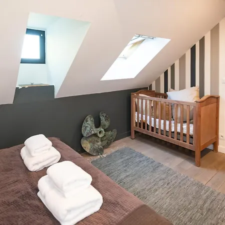 Maison Valmer - Le négociant, élégant F2 classé 4 étoiles-2