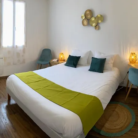 Hotel De Provence-3