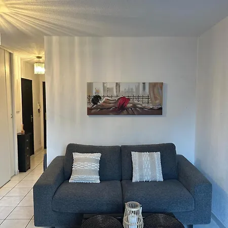 Studio confort port de Frejus-3