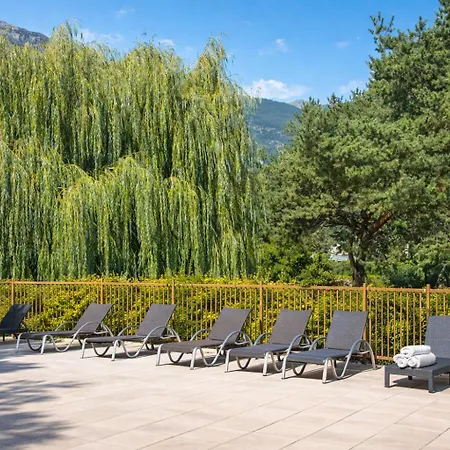 Logis Hotel-Restaurant Spa Le Lac-2