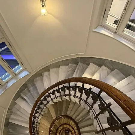 Corinne Art&Boutique Hotel-2