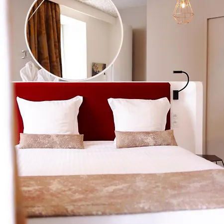 Hotel Le Saint Gelais-3