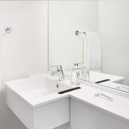 ibis budget Thonon Les Bains-3
