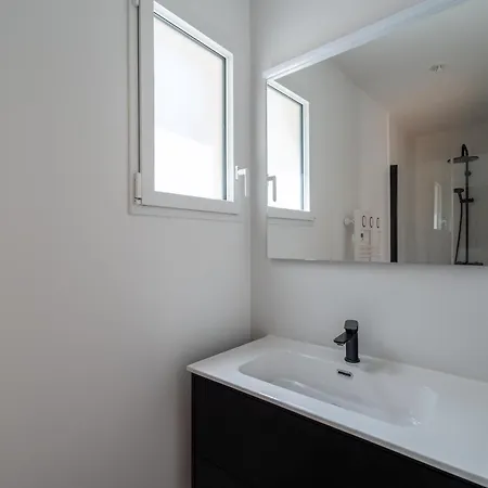 Maison neuve climatisée, 8 pers, proche plages, surf, Wi-Fi, terrasse, parking, ménage inclus - FR-1-319-526-2