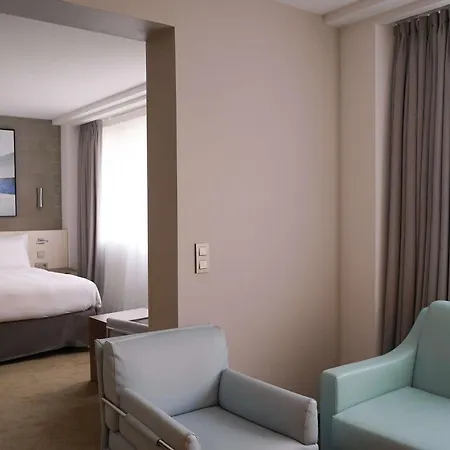 Pullman Paris Tour Eiffel-3