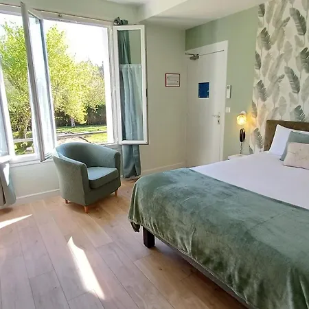 Logis Hotel Le Cerf-3