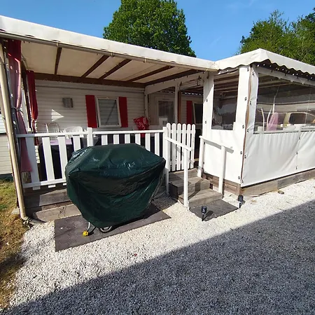 Mobil home climatisé au Domaine Lalande à Mimizan-3