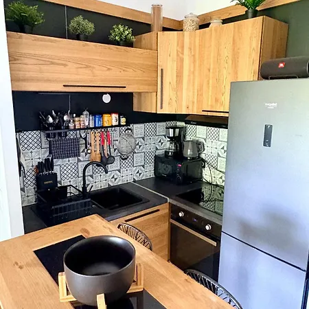 Appartement design au cœur de Montpellier avec parking privé-2