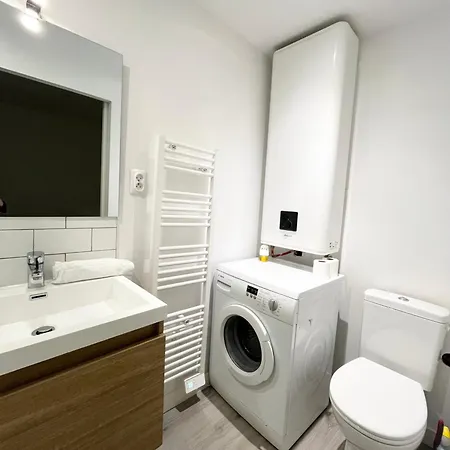 Appartement à 50m des plages-3