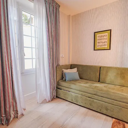 Hôtel Le Saint Christophe-2