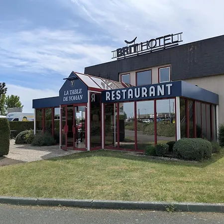 Brit Hotel Argentan-3