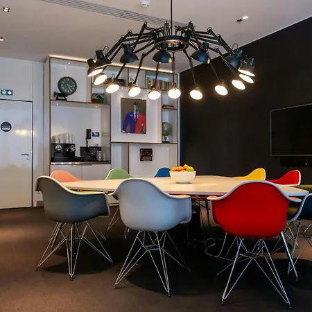 citizenM Paris La Défense-3