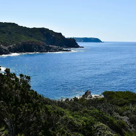 Studio neuf Le Port/Plage d’Hyères-2