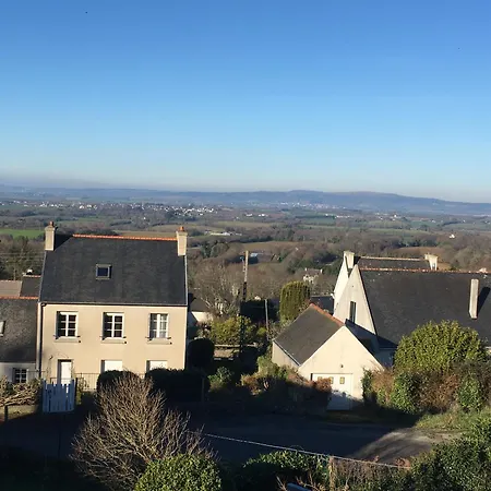 Logement indépendant en pierre avec vue sur la vallée - Locronan-2