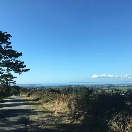 Logement indépendant en pierre avec vue sur la vallée - Locronan-3