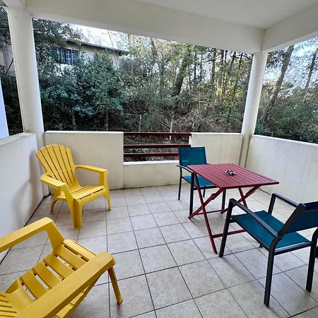 Studio à côté du lac avec terrasse-3