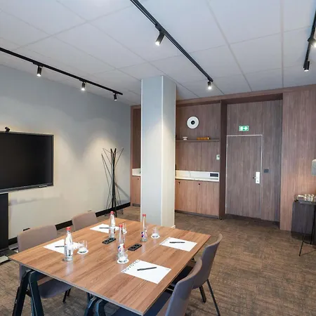 Novotel Nantes Centre Bord de Loire-3
