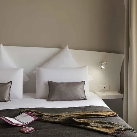 Mercure Paris Levallois-2