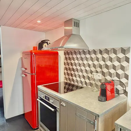 St Malo Intra-muros duplex 2 chambres Wifi haut débit à 3 min des plages-3
