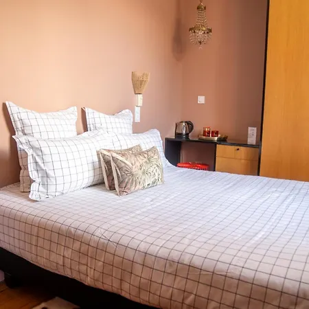 Hotel Home Arcachon-3