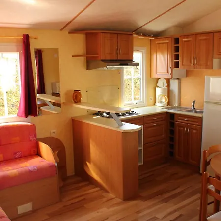 Camping De La Rive-2