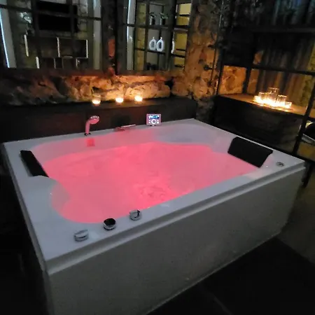Loft Déco tout confort au coeur du quartier Haut-2