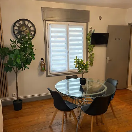 Appartement spacieux pour 4 personnes bien placé-2