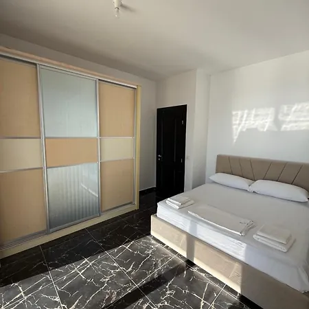 Maxi Room-3