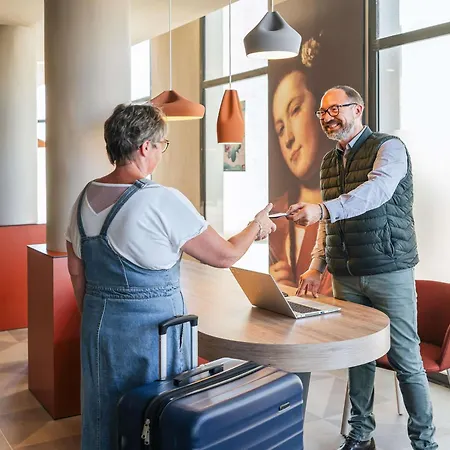 ibis Styles Le Mans Gare Sud-3