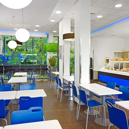 Ibis Budget Montbéliard-2