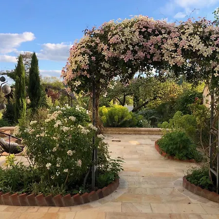 Les Grands Jardins Lodge-2