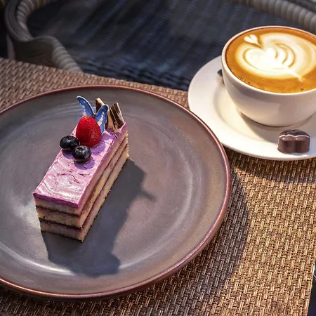 Moevenpick Hotel & Residences Nairobi-3