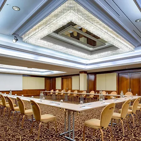 Moevenpick Hotel Geneva-2