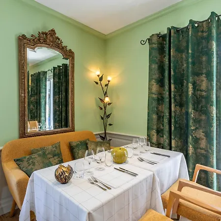 Logis Hôtel La Bastide De Grignan&Restaurant La Chênaie-2