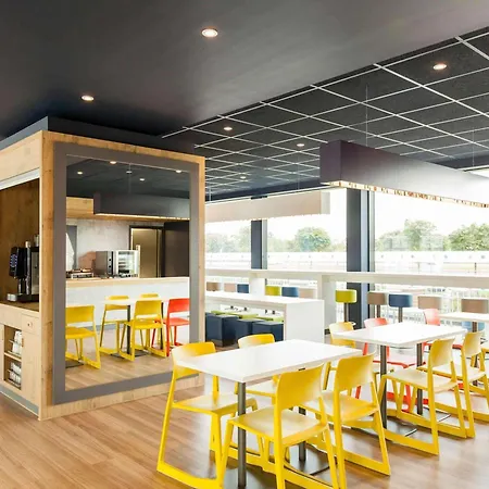Ibis Budget Hotel Edinburgh Park-2