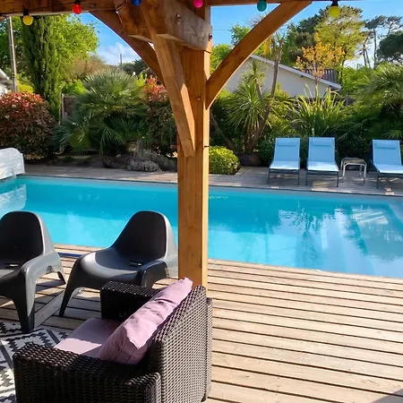Villa de 3 chambres a Soulac sur Mer a 600 m de la plage avec piscine privee et jardin clos-2