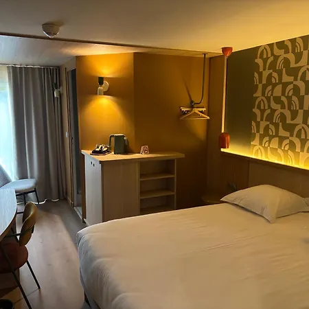 Brit Hotel Poitiers Beaulieu-2