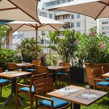 ibis Styles Toulon Centre Port-2