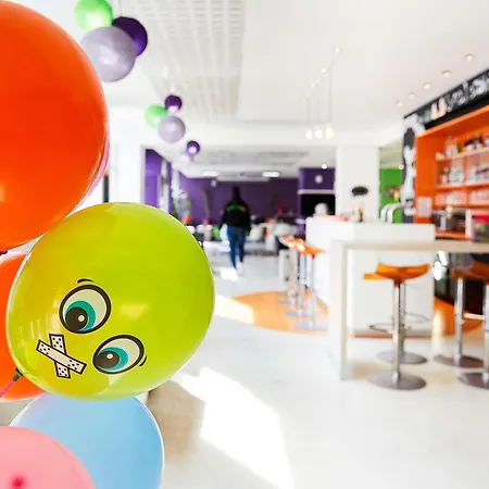 ibis Styles Lille Centre Gare Beffroi-3