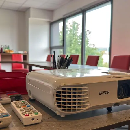 Ibis Dijon Sud-2