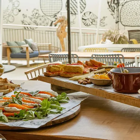 Ibis Styles Barcelona City Bogatell-3
