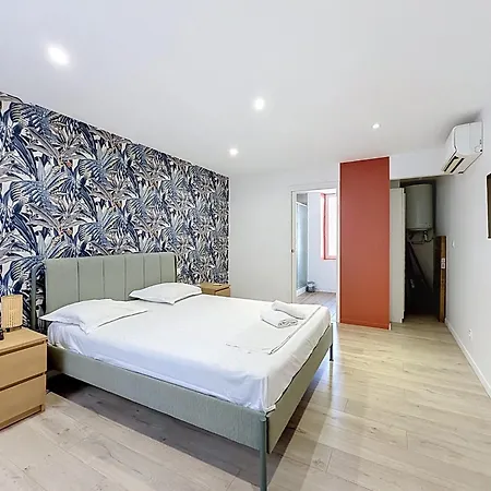 Tour d'Auvergne - Appartements en plein centre ville, proche de la cathédrale et de la place de Jaude-3
