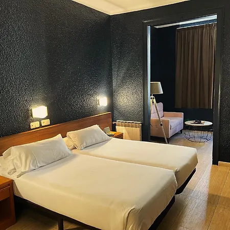 Hostal Iznajar Barcelona-2