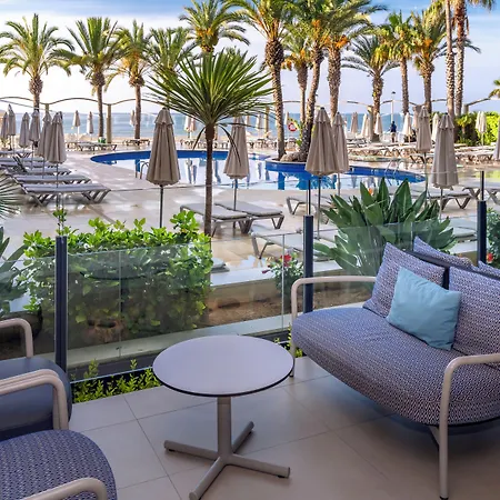 Caprici Beach Hotel & Spa-3